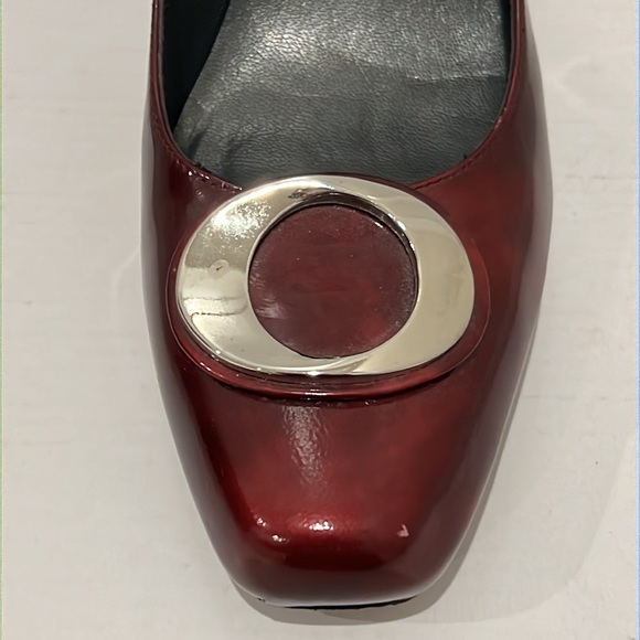 Stuart Weitzman Cherry Cosmos Heels - Picture 3 of 11